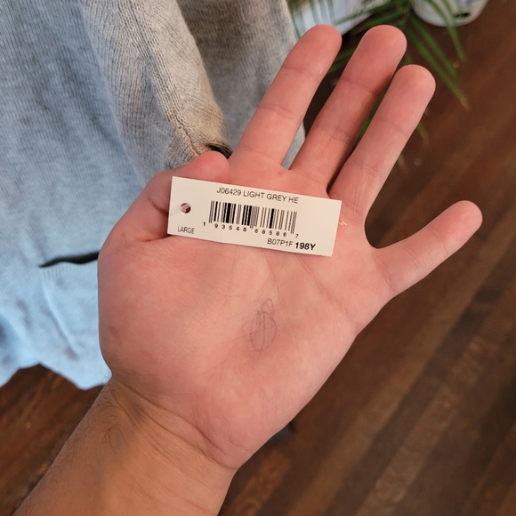 Amazon Essentials Cardigan - Picture 4 of 5